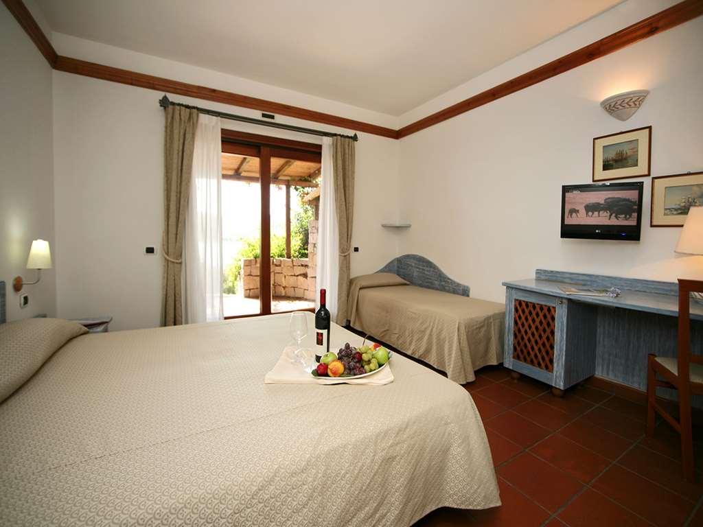 Hotel Palumbalza פורטו רוטונדו חדר תמונה