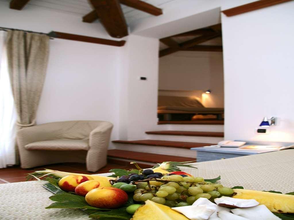 Hotel Palumbalza פורטו רוטונדו חדר תמונה